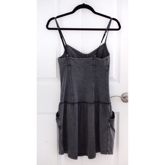 Aritzia | Wilfred Dark Grey Bustier Mini Dress - Picture 2 of 3